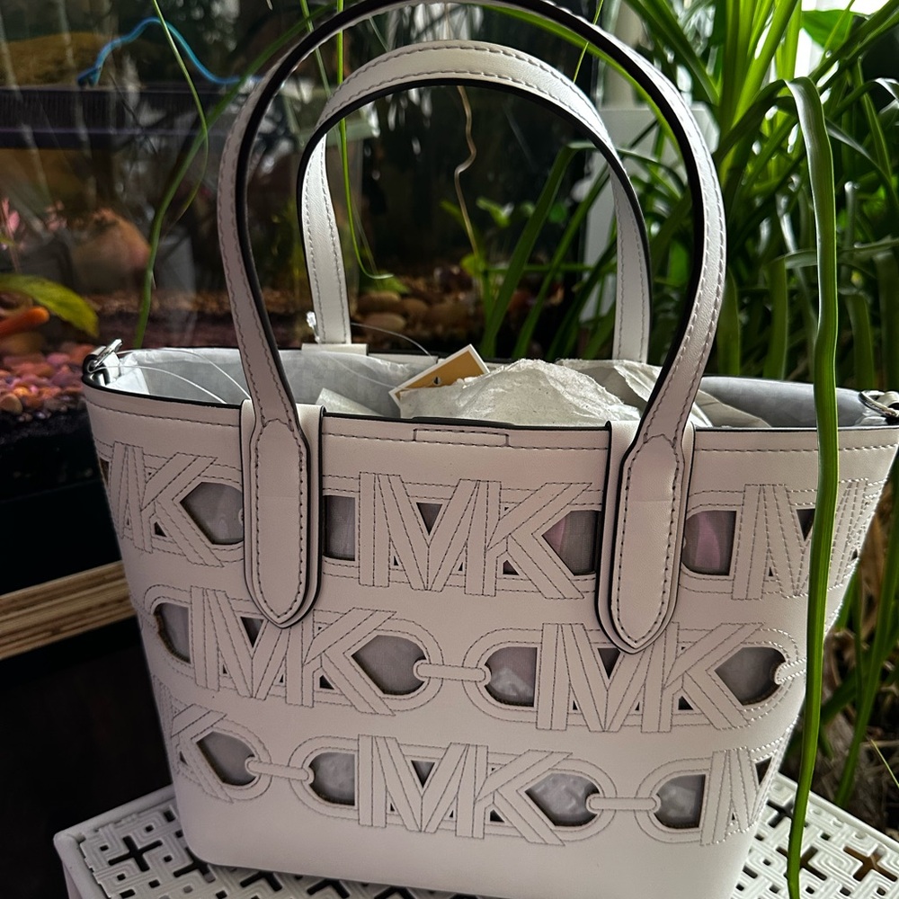 NWT Michael Kors Eliza White